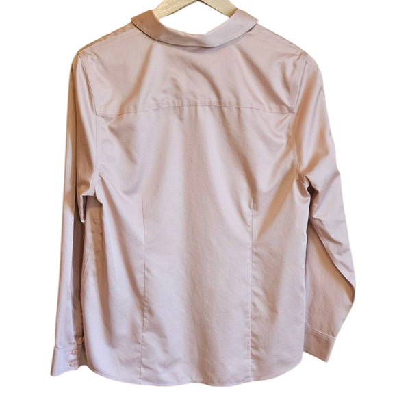 Chico's No Iron Button Down Long Sleeve Collar Blush Pink Women's Size 0 (4/6) - Picture 7 of 8